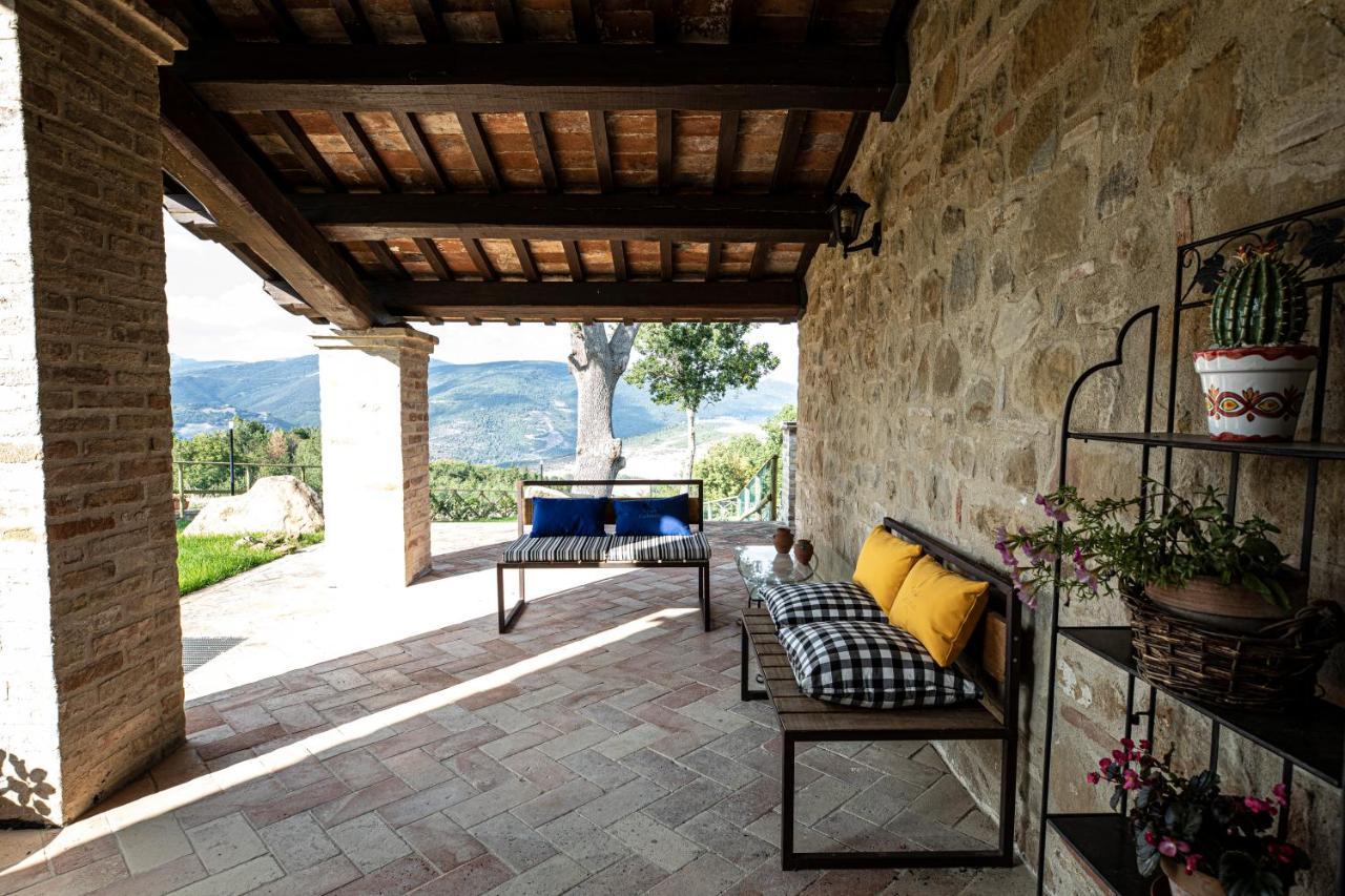 Villa Ermelinda - Piscina Privata E Jacuzzi Castelraimondo Kültér fotó